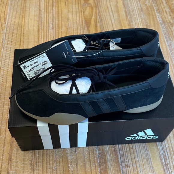 Adidas Taekwondo Women's 8.5, 9.5 Mei Ballet Black Suede Sneakers - Picture 2 of 7